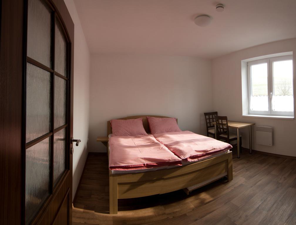 Penzion U Sklepu Hotel Hovorany Kültér fotó