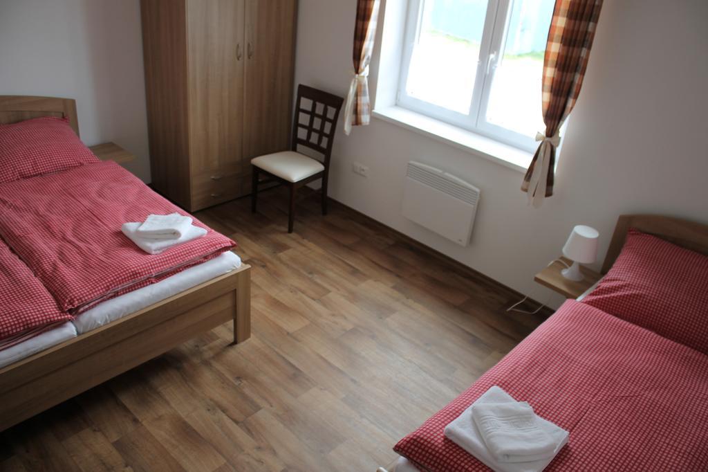 Penzion U Sklepu Hotel Hovorany Kültér fotó