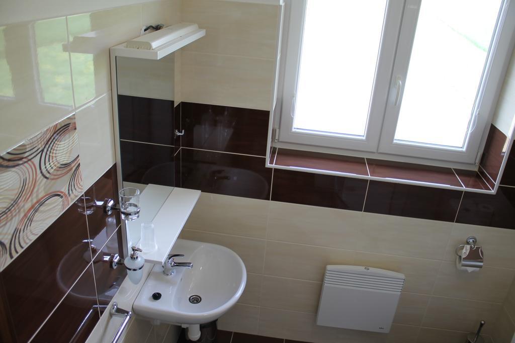 Penzion U Sklepu Hotel Hovorany Kültér fotó