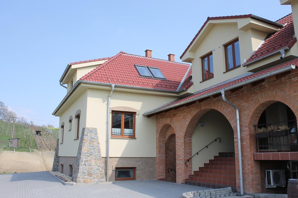 Penzion U Sklepu Hotel Hovorany Kültér fotó